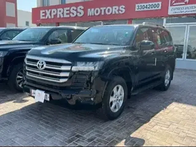 Photo of 2024 Toyota Land Cruiser GXR