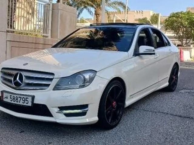 صورة 2014 مرسيدس-بنز C 300