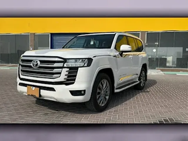 Photo of 2024 Toyota Land Cruiser GXR