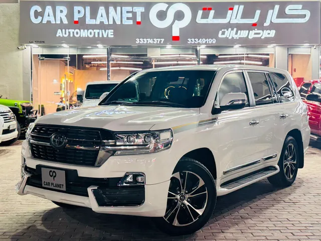 صورة 2021 تويوتا لاند كروزر VXR جراند تورينج S