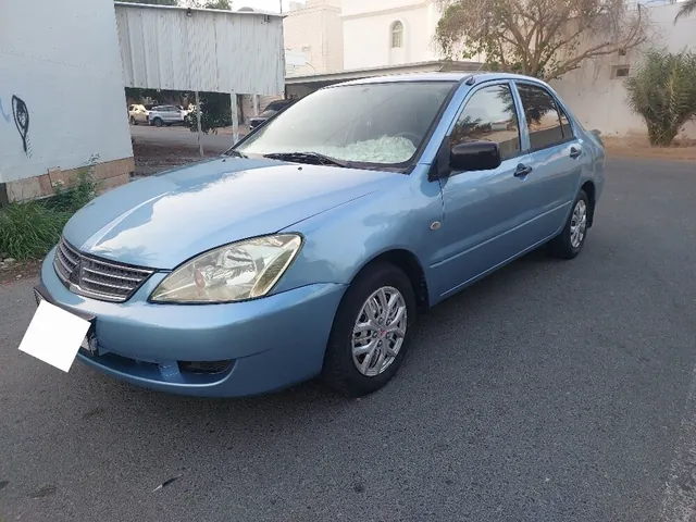 صورة 2005 ميتسوبيشي لانسر GLS