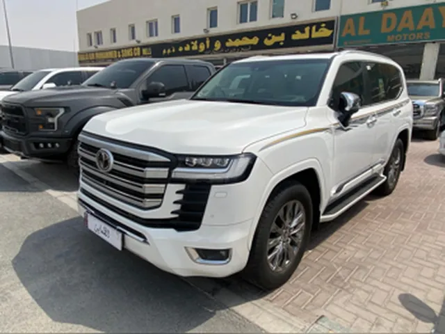صورة 2022 تويوتا لاند كروزر VXR