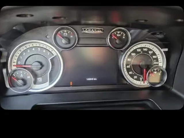 صورة 2023 دودج رام 1500