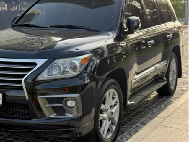 Photo of 2014 Lexus LX 570 S