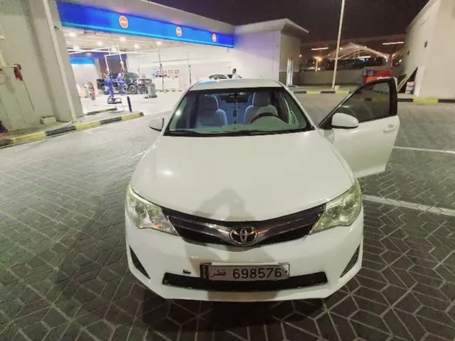 صورة 2014 تويوتا كامري GLE
