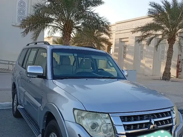 صورة 2015 ميتسوبيشي باجيرو GLS