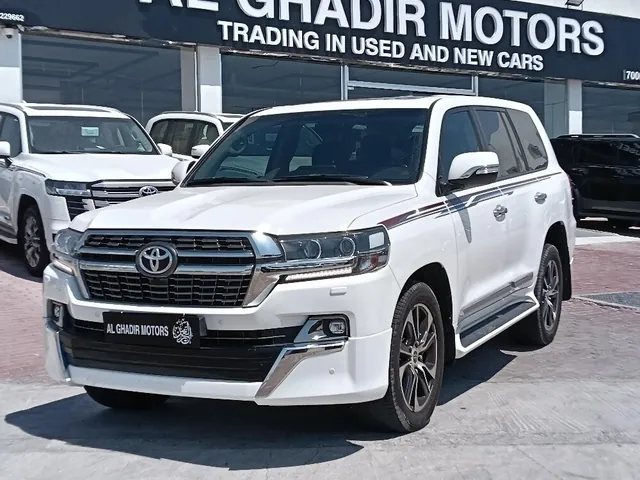 Photo of 2019 Toyota Land Cruiser GXR