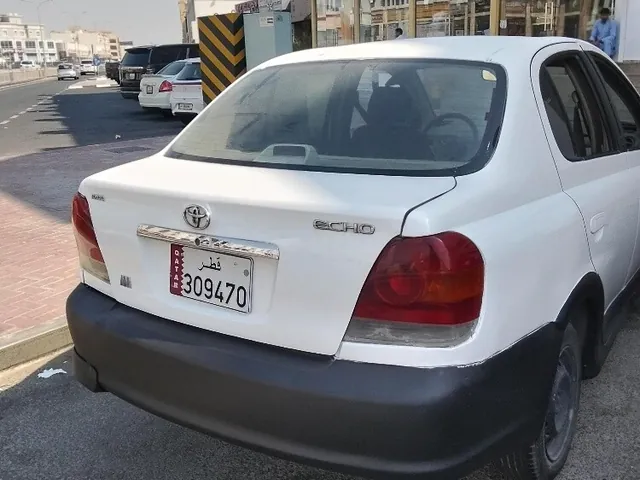 صورة 2005 تويوتا إيكو