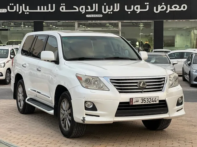 Photo of 2011 Lexus LX 570
