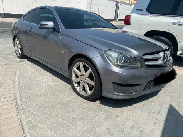 صورة 2012 مرسيدس-بنز C 200