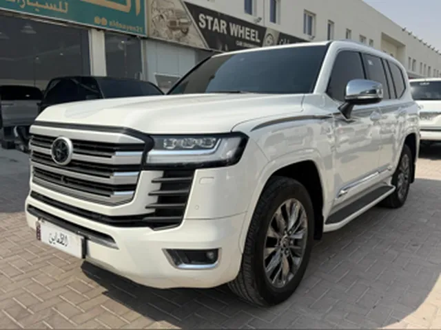 صورة 2023 تويوتا لاند كروزر VXR