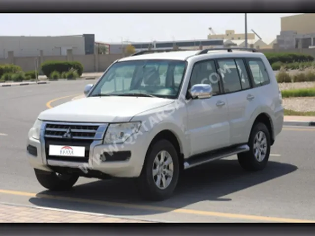Photo of 2017 Mitsubishi Pajero GLS
