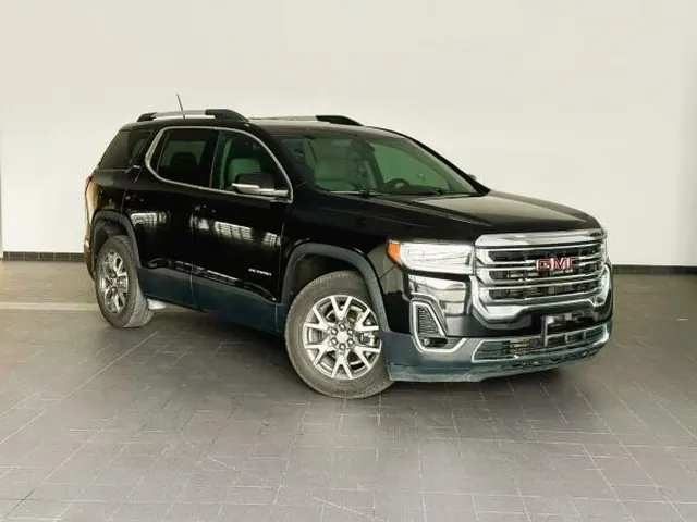 Photo of 2023 GMC Acadia