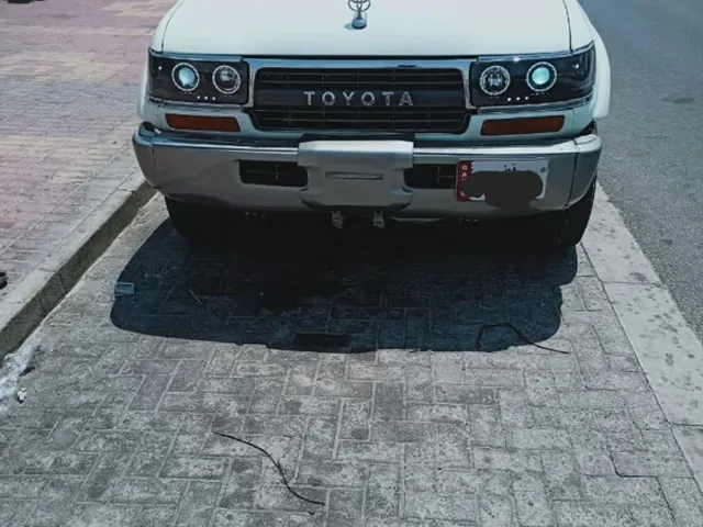 صورة 1993 تويوتا لاند كروزر VXR