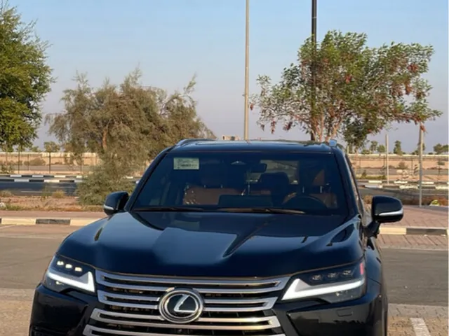 صورة 2026 لكزس LX 600