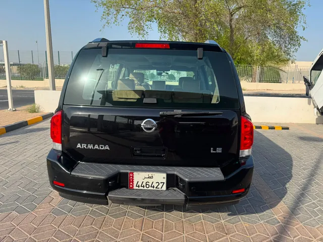 Photo of 2011 Nissan Armada LE