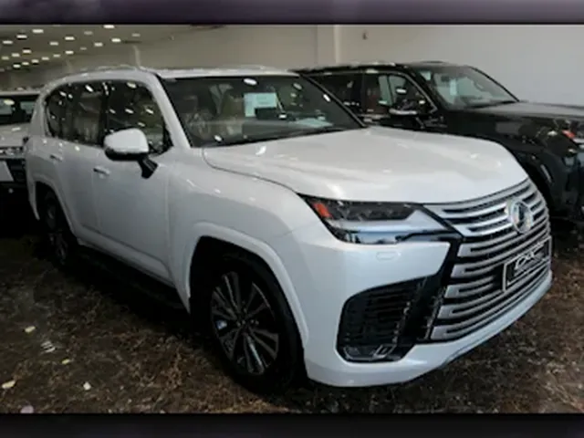 صورة 2024 لكزس LX 600 لكجري