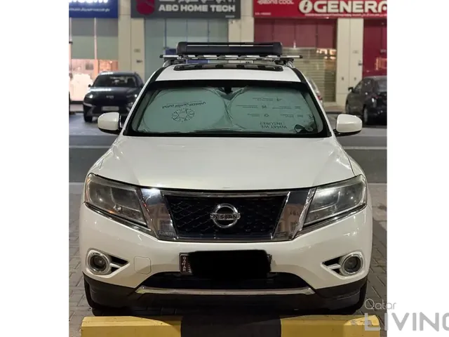 Photo of 2013 Nissan Pathfinder Platinum
