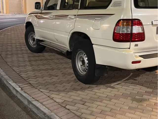 Photo of 2007 Toyota Land Cruiser GX