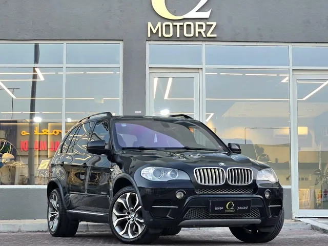 صورة 2011 بي إم دبليو X5 M50i