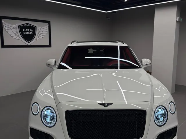 Photo of 2017 Bentley Bentayga First Edition