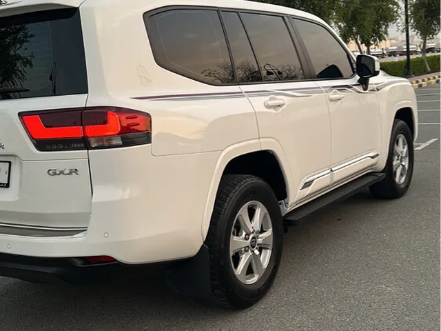 Photo of 2024 Toyota Land Cruiser GXR