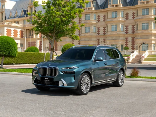 Photo of 2024 BMW X7