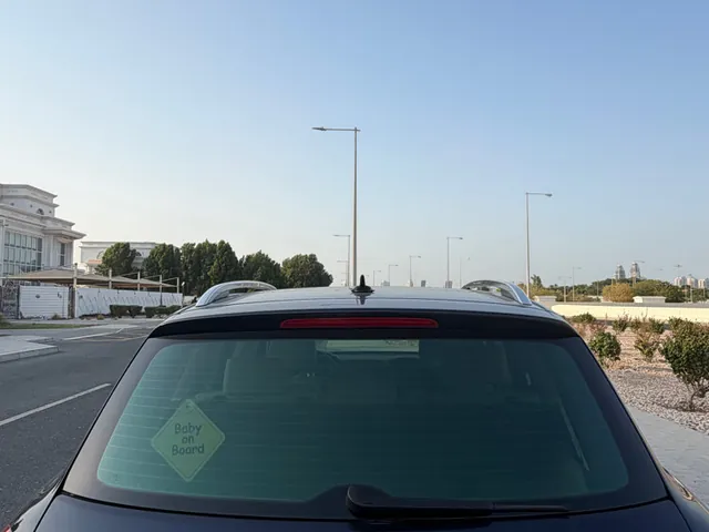 Photo of 2012 Volkswagen Touareg R-Line