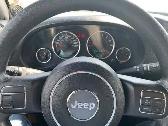 Photo of 2014 Jeep Wrangler Sport