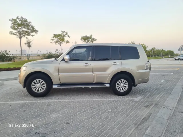 Photo of 2013 Mitsubishi Pajero