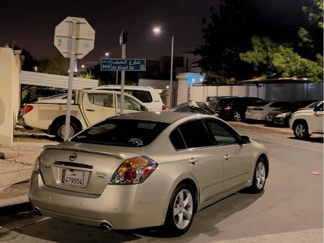 Photo of 2009 Nissan Altima 3.5 SE