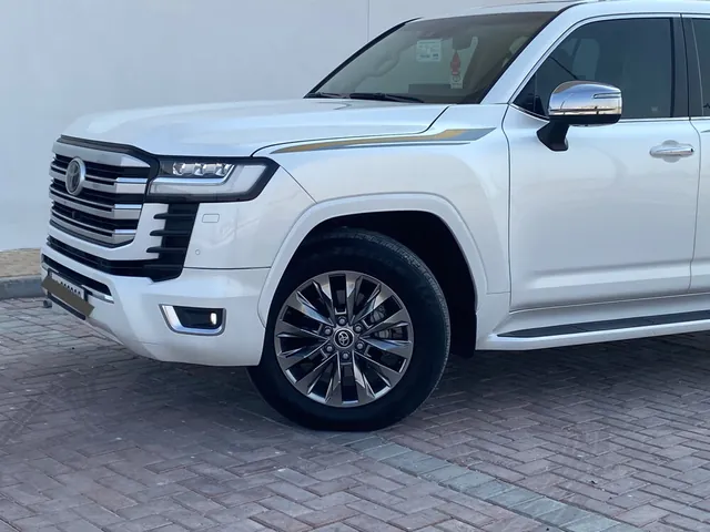 Photo of 2022 Toyota Land Cruiser VXR