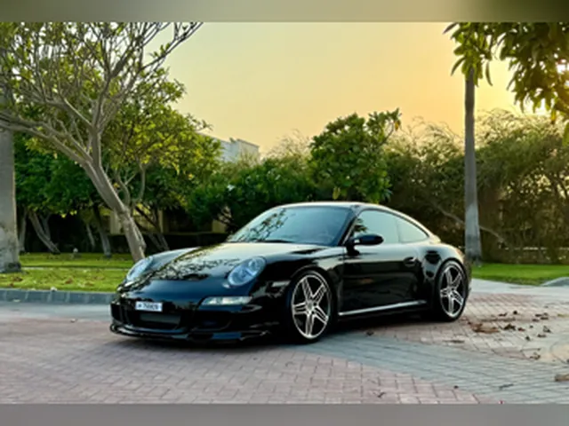 صورة 2006 بورش 911 كاريرا 4S