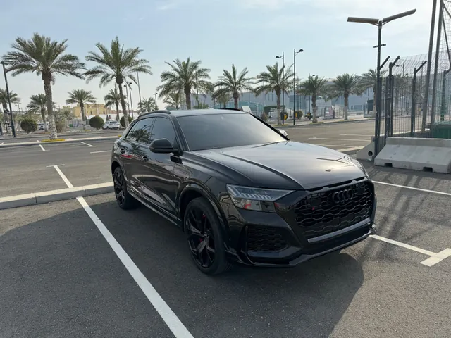 Photo of 2022 Audi RS Q8