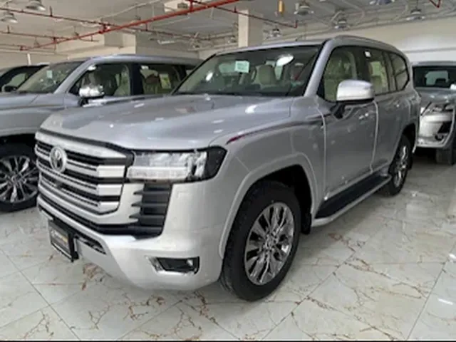 Photo of 2024 Toyota Land Cruiser GXR