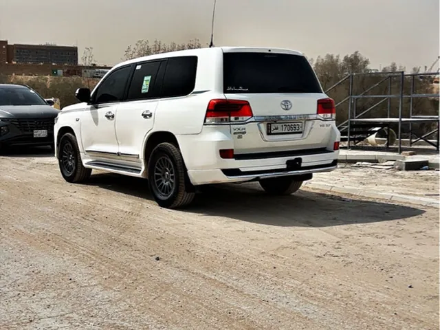 Photo of 2008 Toyota Land Cruiser GXR