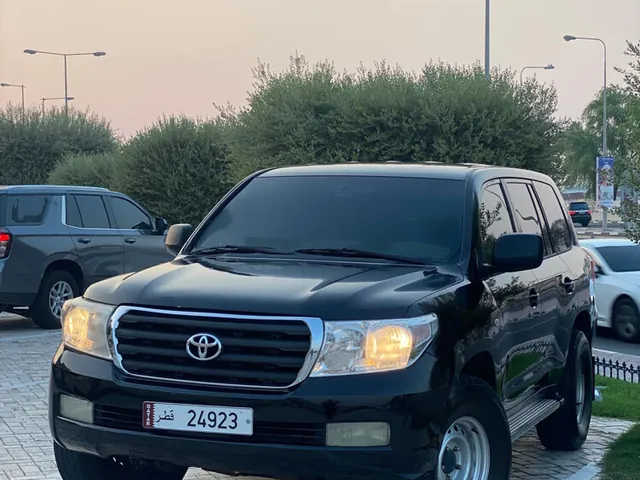 Photo of 2011 Toyota Land Cruiser