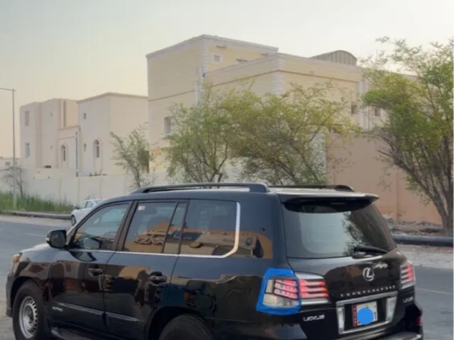 صورة 2011 لكزس LX 570 سوبرتشارج