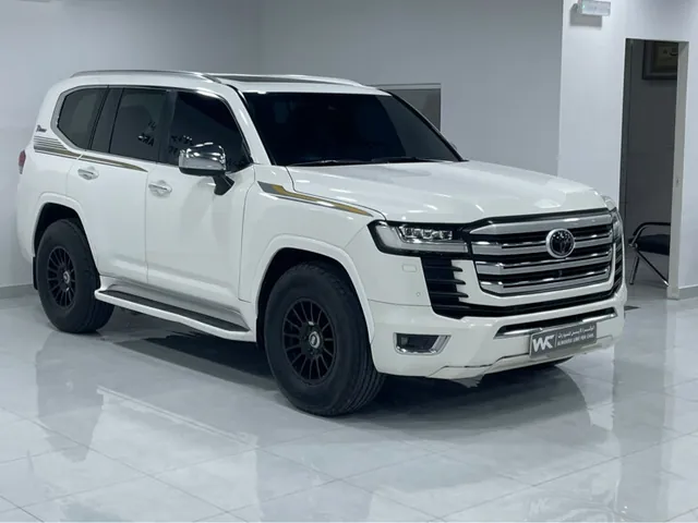 Photo of 2022 Toyota Land Cruiser VXR