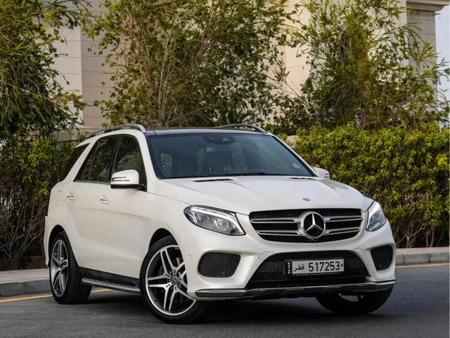 Photo of 2017 Mercedes-Benz GLE 400