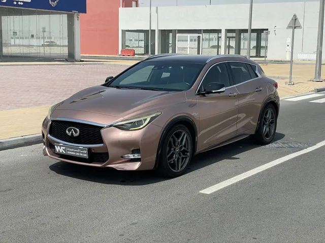 صورة 2017 إنفينيتي Q30 S