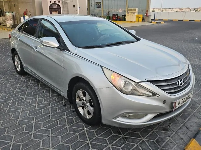 Photo of 2012 Hyundai Sonata