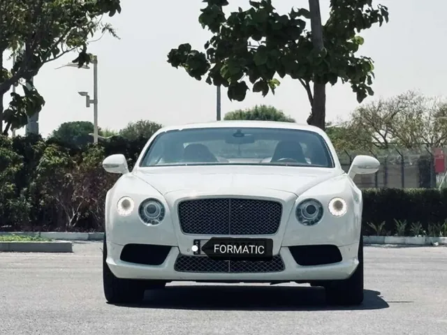 صورة 2015 بنتلي كونتيننتال GT