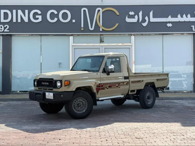 صورة 2025 تويوتا لاند كروزر LX