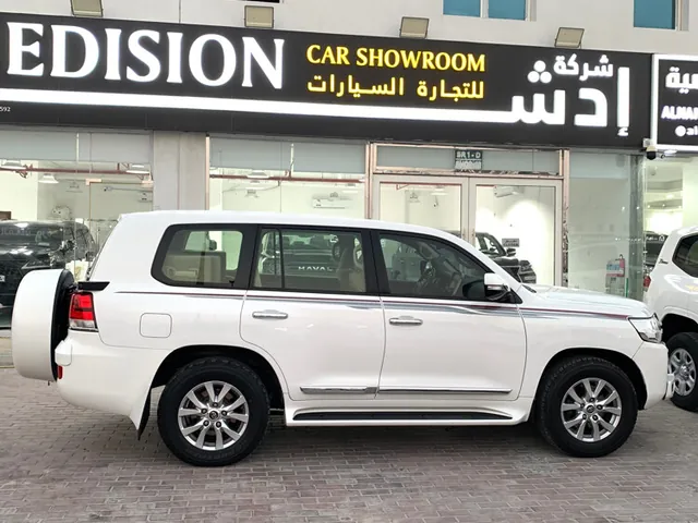 Photo of 2020 Toyota Land Cruiser GXR