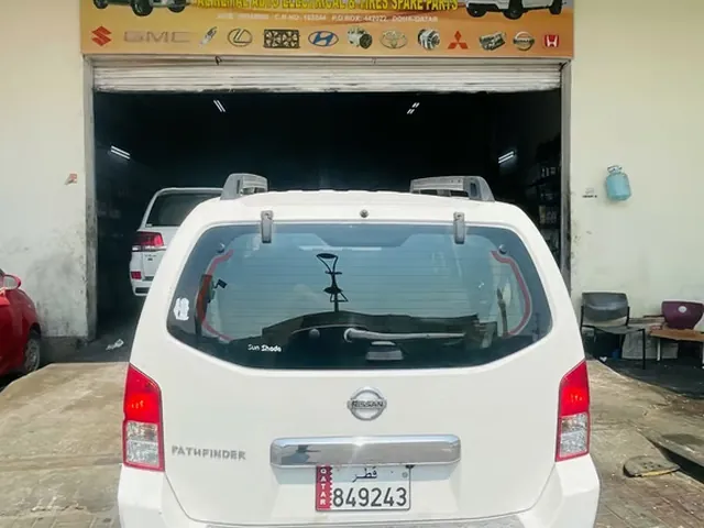صورة 2007 نيسان باثفايندر SV