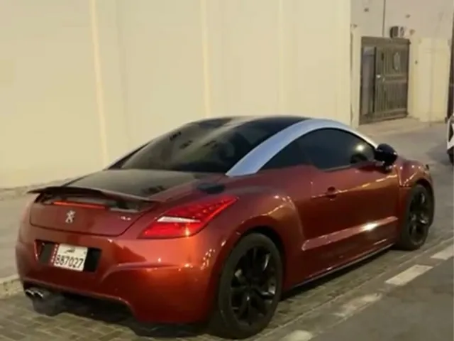 صورة 2012 بيجو RCZ تيربو