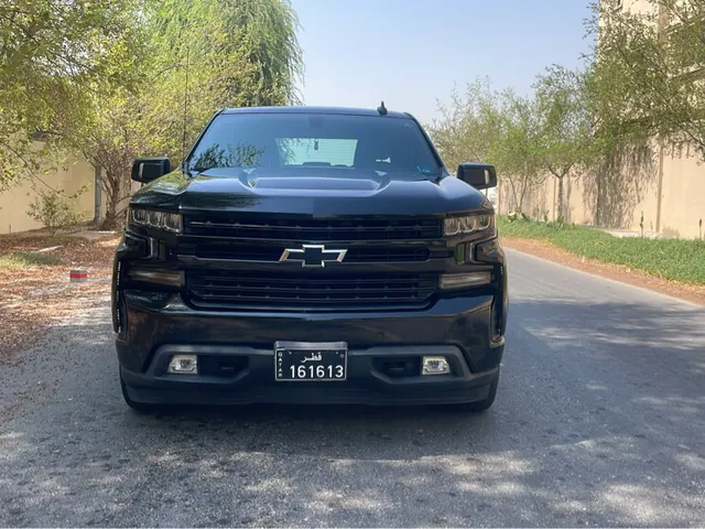 صورة 2020 شيفروليه سيلفرادو RST