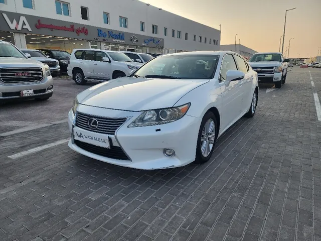 Photo of 2014 Lexus IS 350