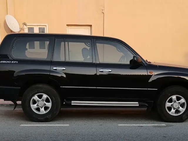 Photo of 2007 Toyota Land Cruiser G
